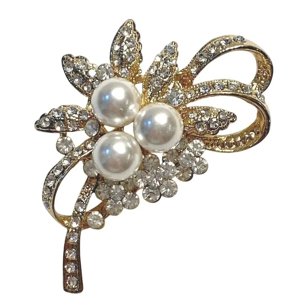Vintage inspired goldtone brooch clear rhinestones faux pearl beads elegant pin